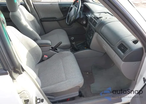 2002 Subaru Forester L из США, поврежденный, VIN JF1SF63552G749426